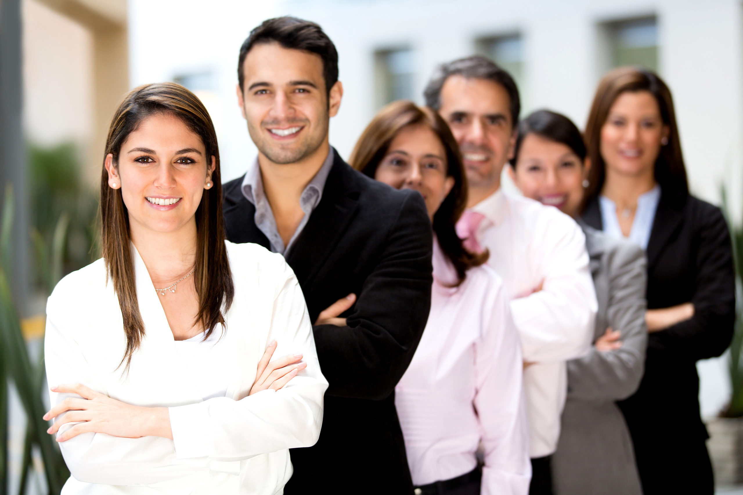 Cursos Curtos com Saída Laboral 2026 🎯 Lista Completa + Salários por País